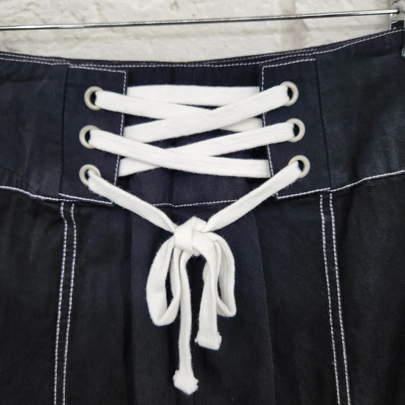 ASOS Black Lace Up Goth Steampunk Mini Skirt Side Zip  Size US 6 NEW - Picture 3 of 12